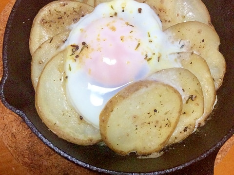 じゃがいも焼き卵落とし